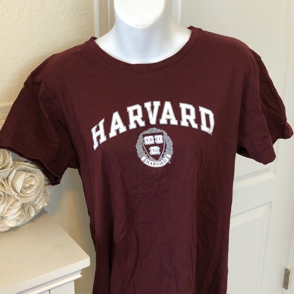 Harvard T-shirt